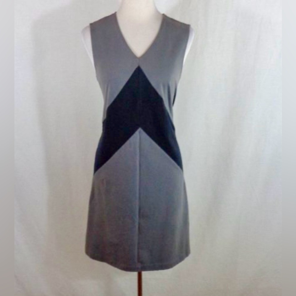 NWT Jockey grey/black chevron style casual sleeveless dress  - size XS